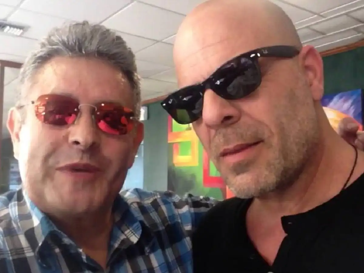 Caos en un shopping por el doble argentino de Bruce Willis