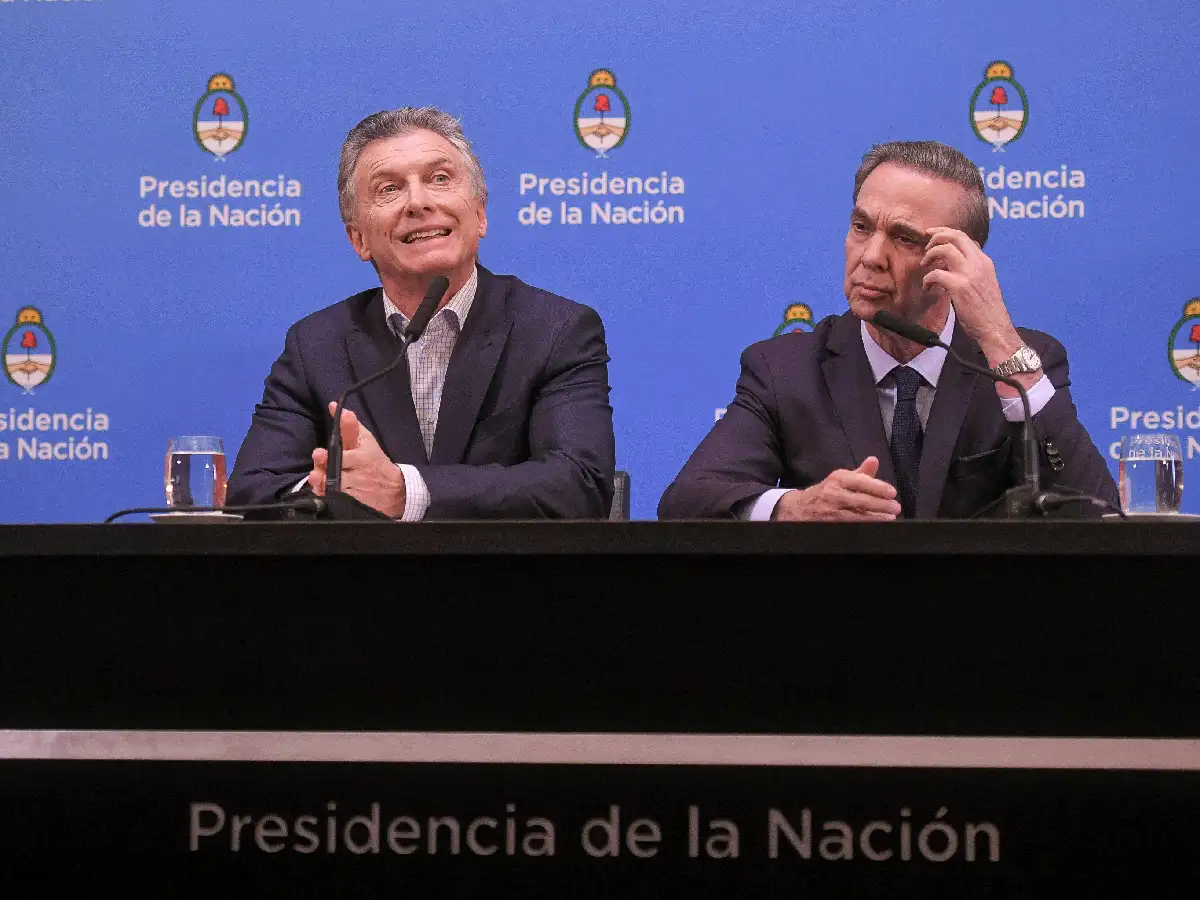 "Que Alberto Fernández no se ponga el traje azul porque falta la elección más importante"