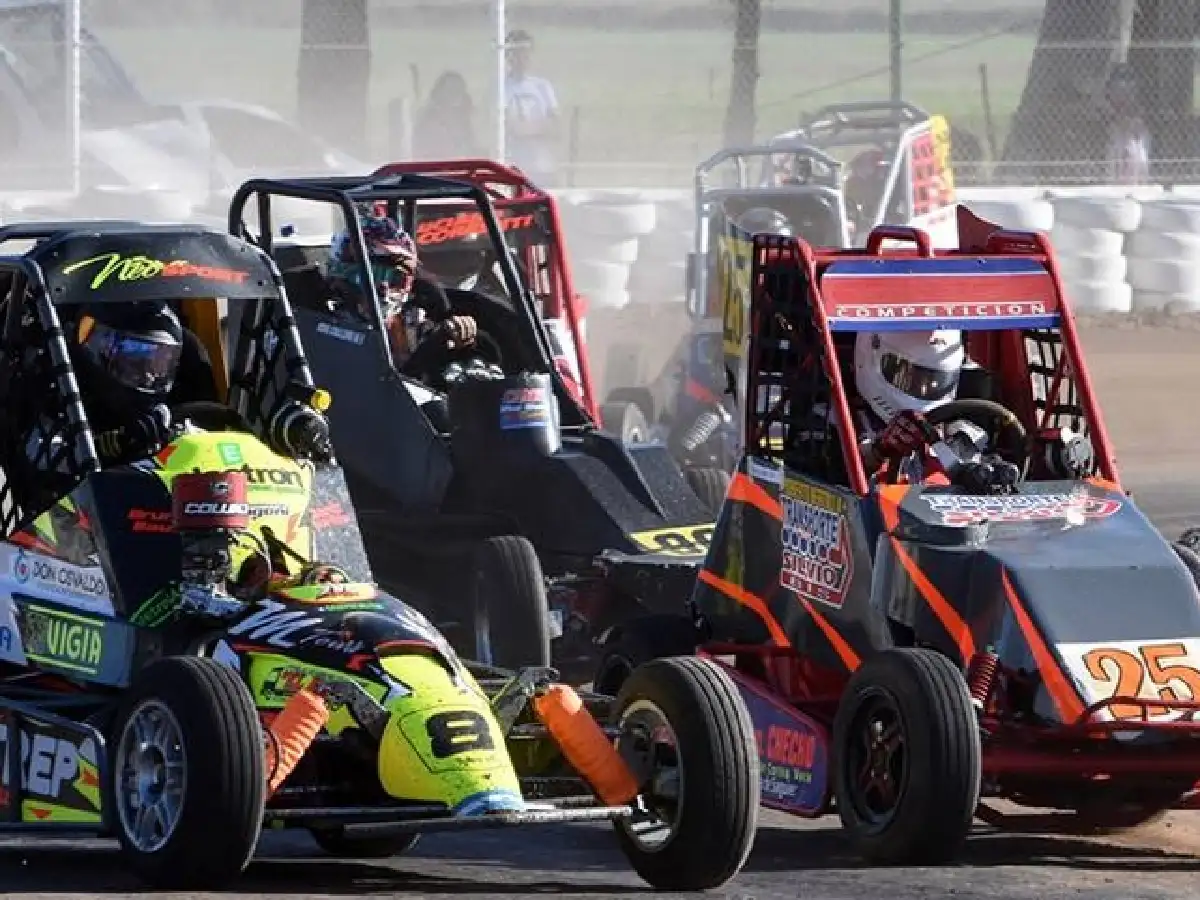 Midgets del Litoral: Corren en Vila