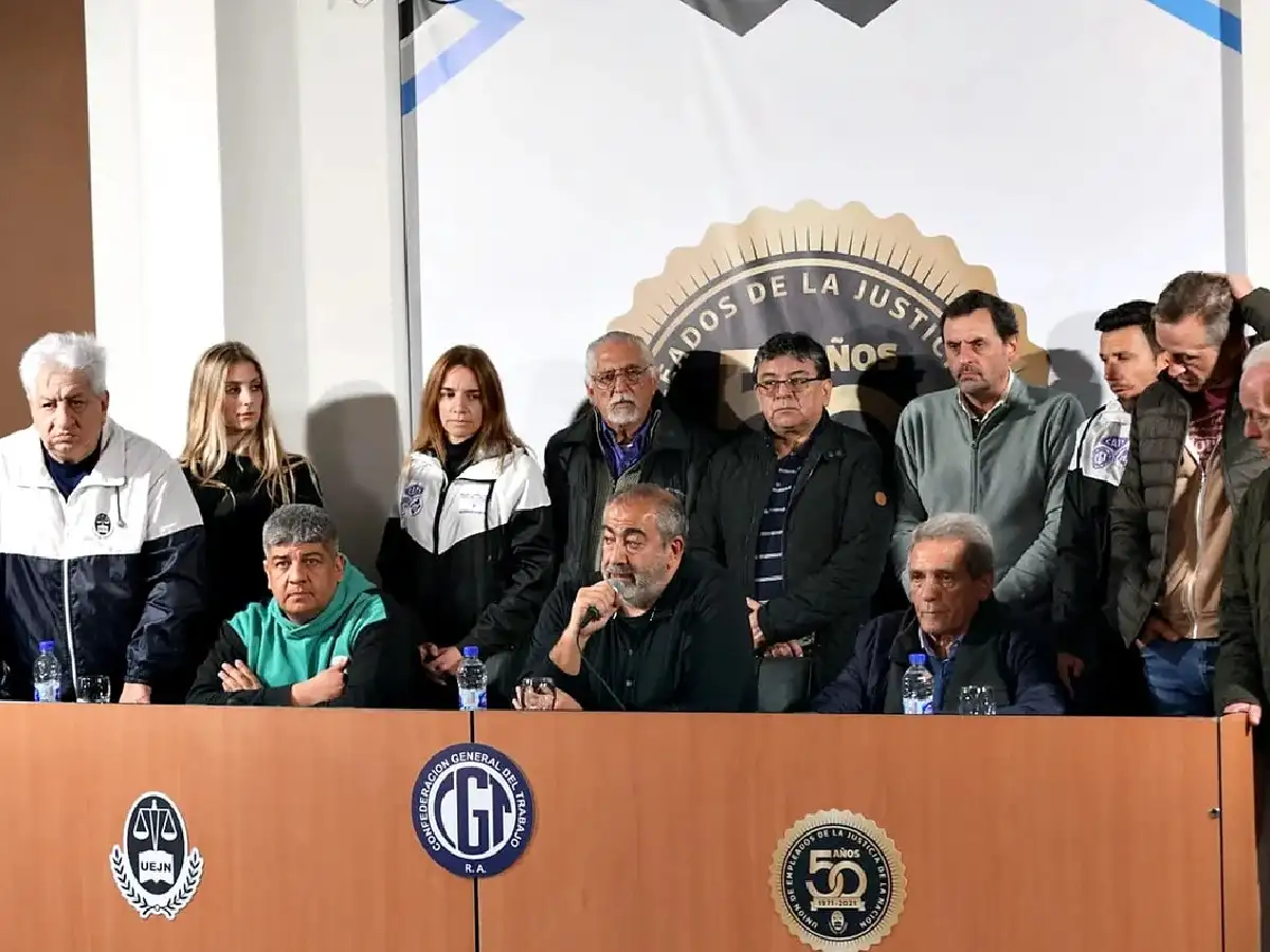 Sin acuerdo para un paro, la CGT declaró estado de alerta permanente