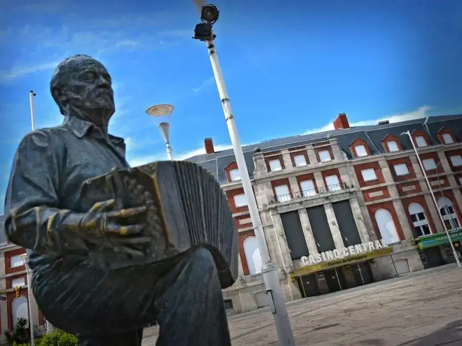 El Día Nacional del Patrimonio Natural y Cultural Argentino invita a valorar y preservar los paisajes, las tradiciones y los bienes que forman parte de nuestra identidad.