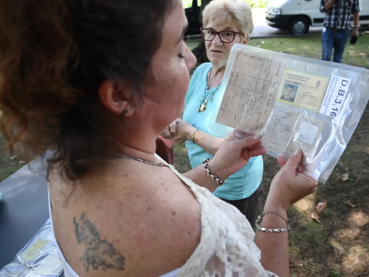 Continúan las notificaciones y entregas de pertenencias a familiares de caídos en Malvinas 
