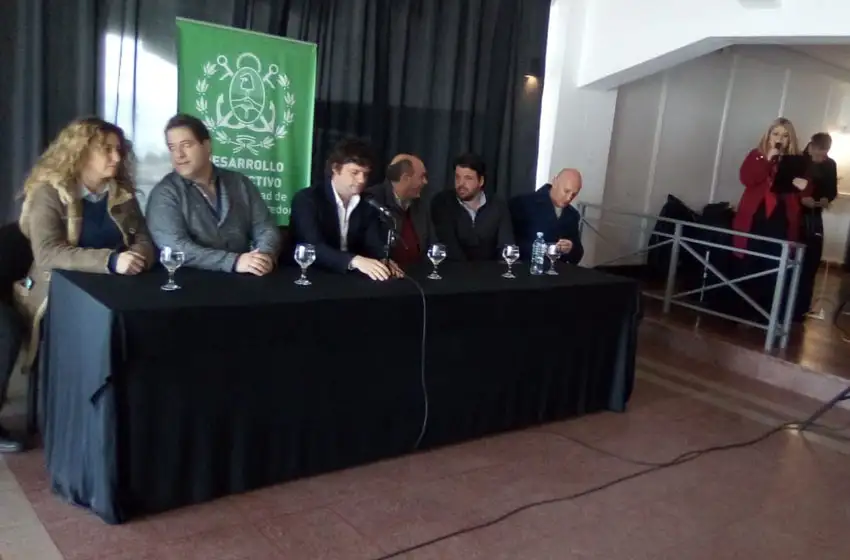 Entregaron subsidios a pequeños productores frutihortícolas