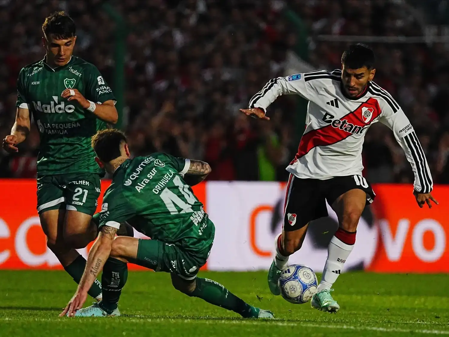 River empató ante Sarmiento y sigue fuera de los playoffs