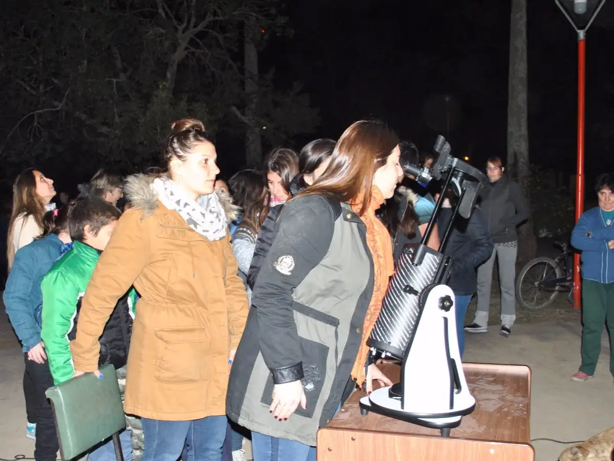 La Francia vivió su  “Noche de la astronomía” 