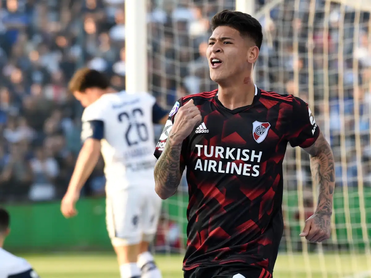 River le dio otro golpe al Gimnasia de Diego