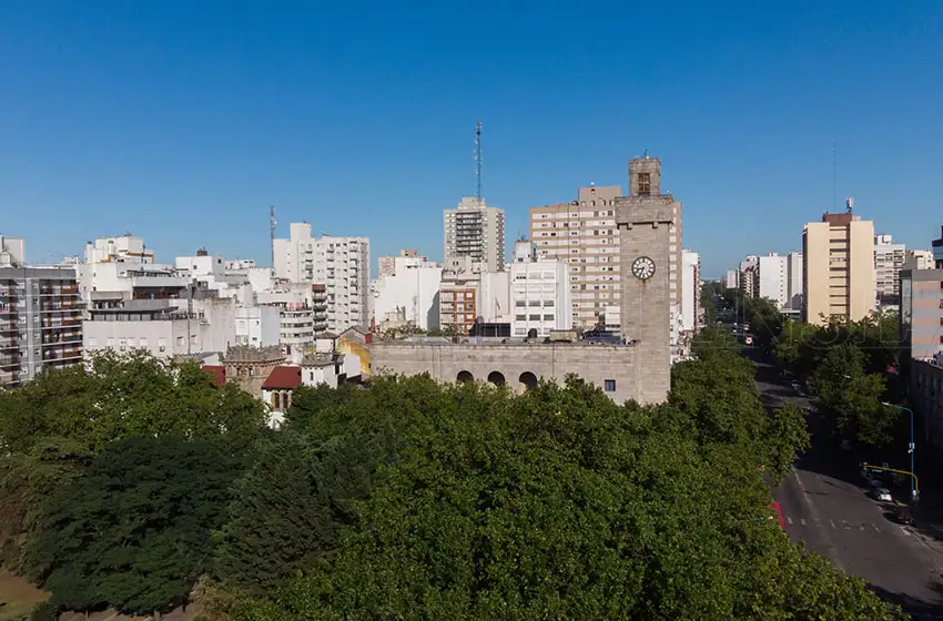Quieren saber si se utilizaron fondos afectados para el pago de salarios de los empleados municipales