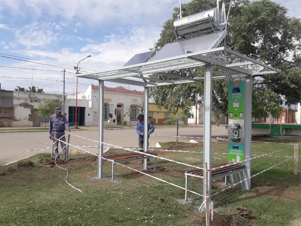 En La Francia, se podrá recargar el celular y hasta obtener agua caliente en la plaza 