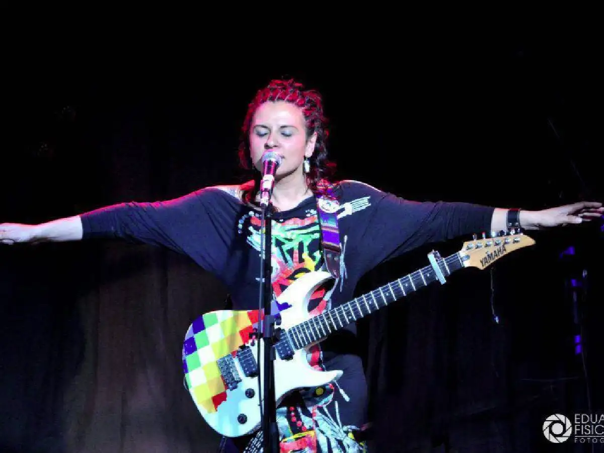 Natalia Simoncini se presenta en Somos Viento