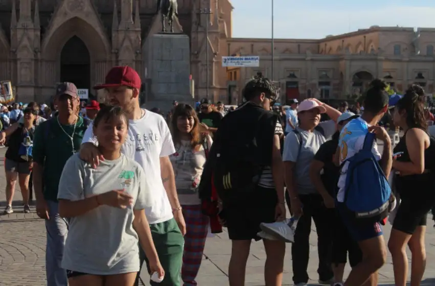 La Provincia acompañó la multitudinaria peregrinación a Luján