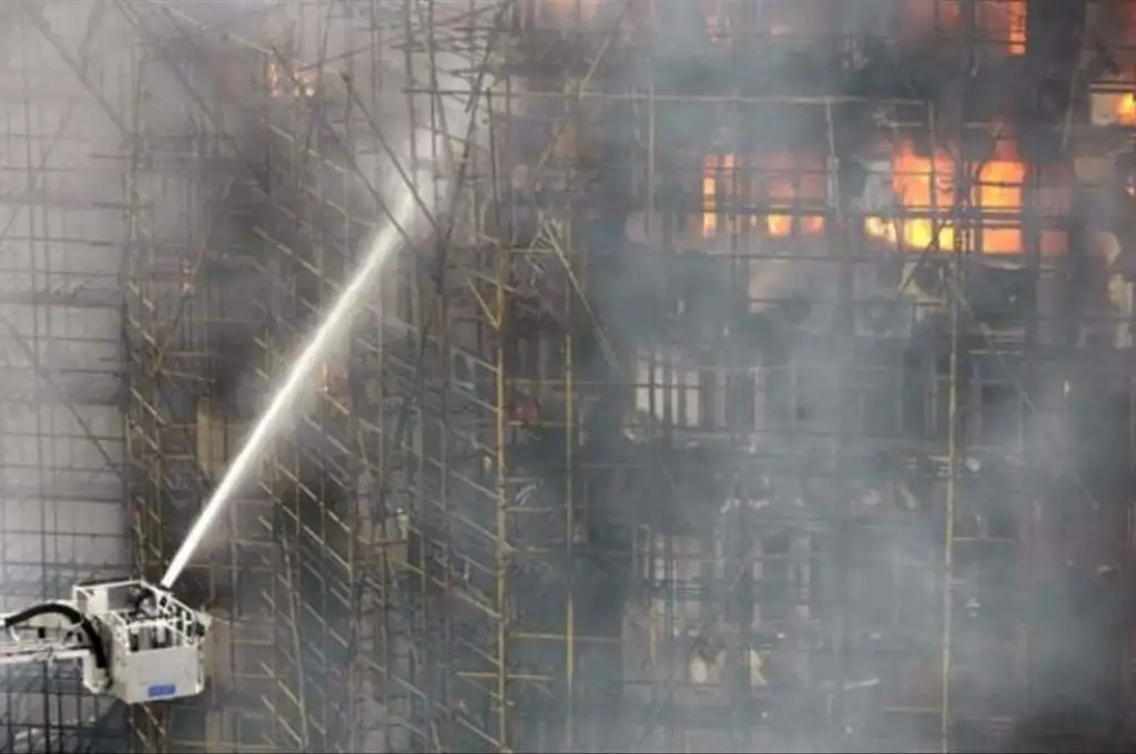 Incendio en escuela de artes marciales en China: al menos 18 muertos
