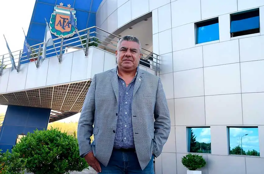 Tapia fue reelecto en AFA hasta 2025 y se creó la Liga Profesional sin descensos por dos años