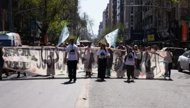 Manifestación y pedido de justicia por Agostina Vega en Córdoba. Imagen: Nerina Corte/El Doce.