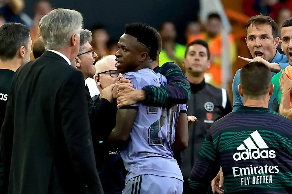 Caso Vinicius: hay siete detenidos acusados de delitos de odio contra el delantero del Real Madrid