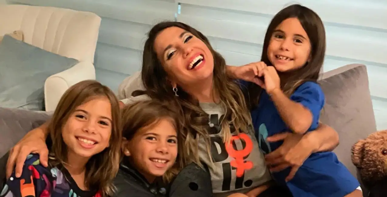 Juntan firmas para expulsar del colegio a las hijas de Cinthia Fernández