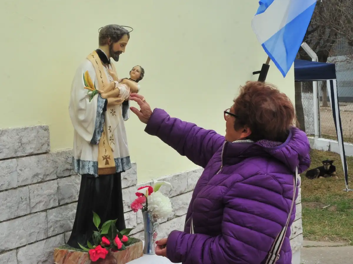San Cayetano: se renueva la fe pidiendo por pan y trabajo