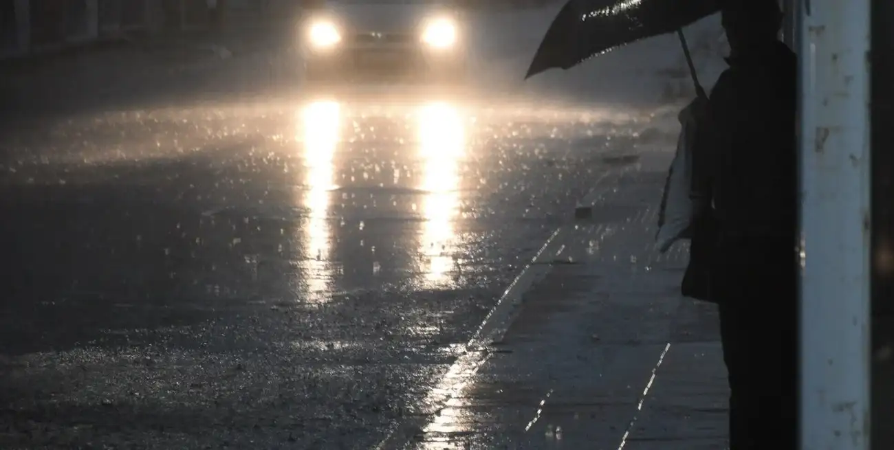 Las lluvias dijeron presente en la madrugada de este sábado.