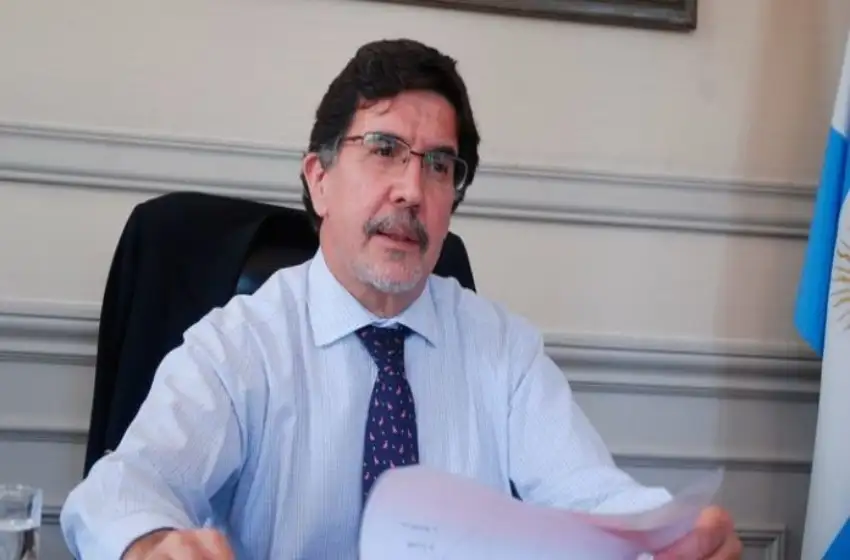 Calefacción en las escuelas: Sileoni recibe a los gremios docentes el próximo lunes