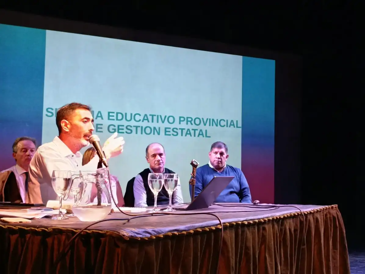 La iniciativa buscó fortalecer el trabajo conjunto ante los desafíos que atraviesan a las comunidades educativas.