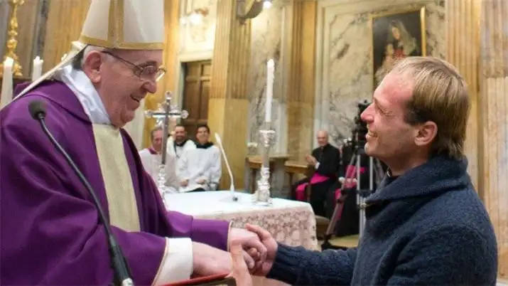 Francisco designó a un sacerdote uruguayo como su nuevo secretario personal
