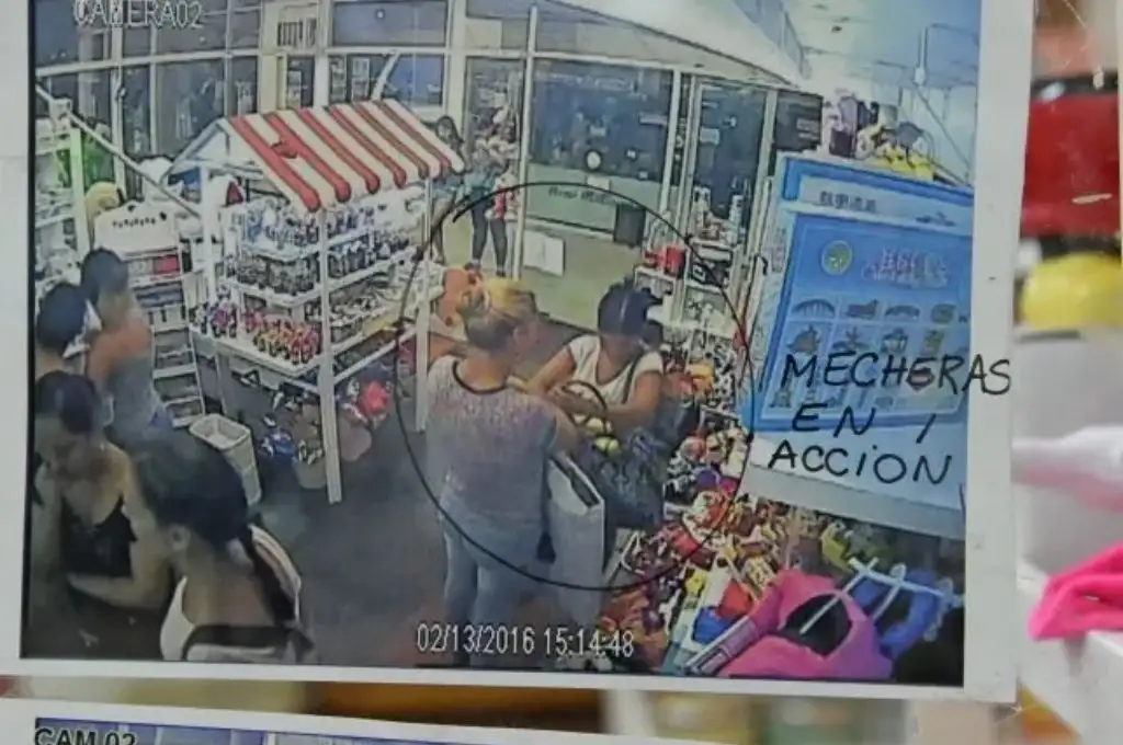Aumentan las ventas y crecen los robos en el centro rosarino