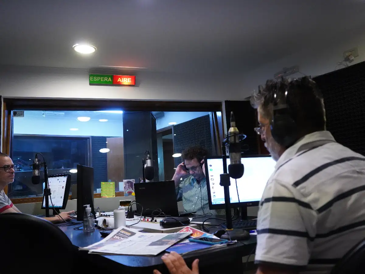 AM 1050 celebra sus 50 años