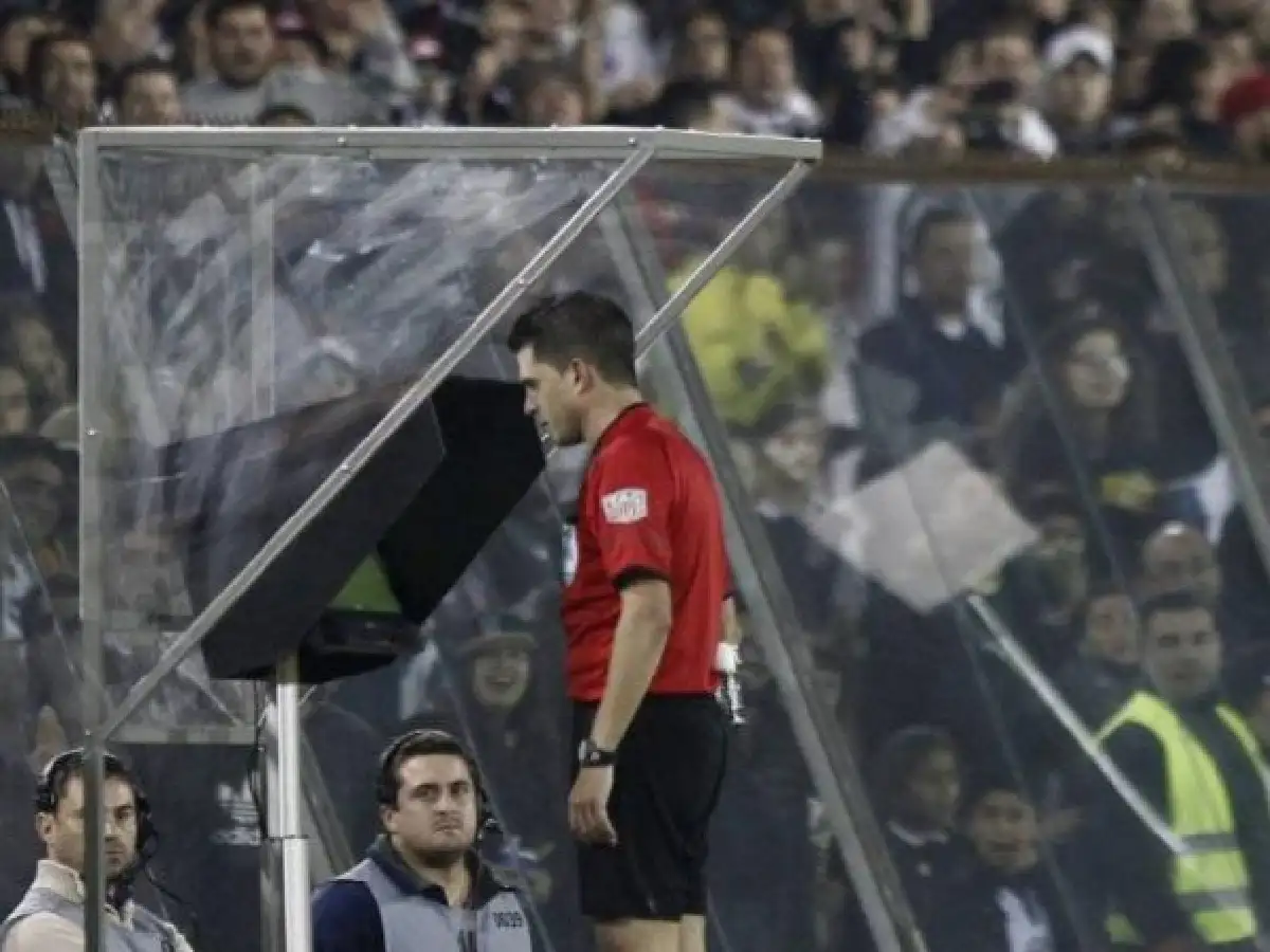 La Conmebol quiere VAR en todas las fases desde la próxima edición 