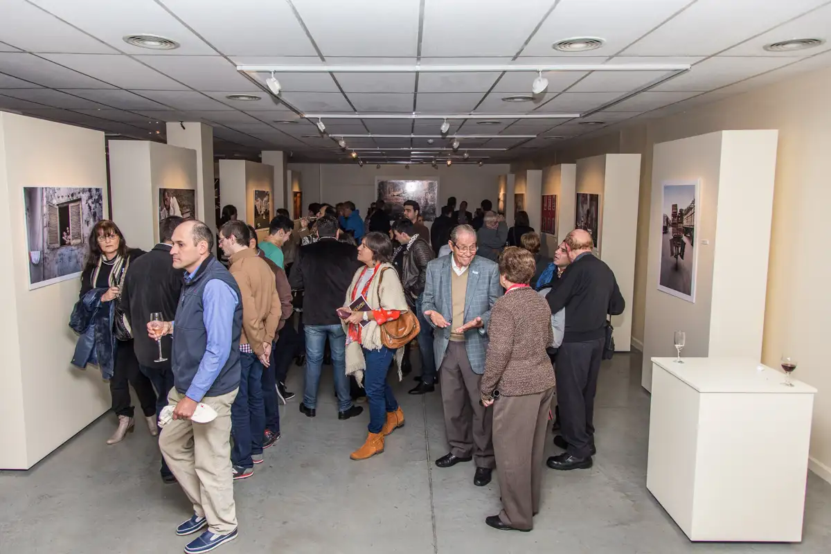 Más de 50 espacios culturales iluminaron la Noche de los Museos