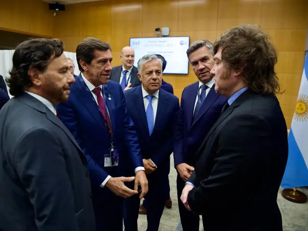 El Gobierno busca sumar el respaldo de los gobernadores para avanzar con la reforma electoral en el Congreso.