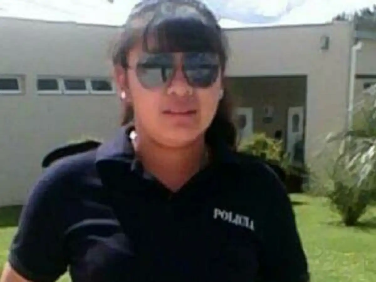 Una policía fue asesinada por su novio de un tiro en la cara