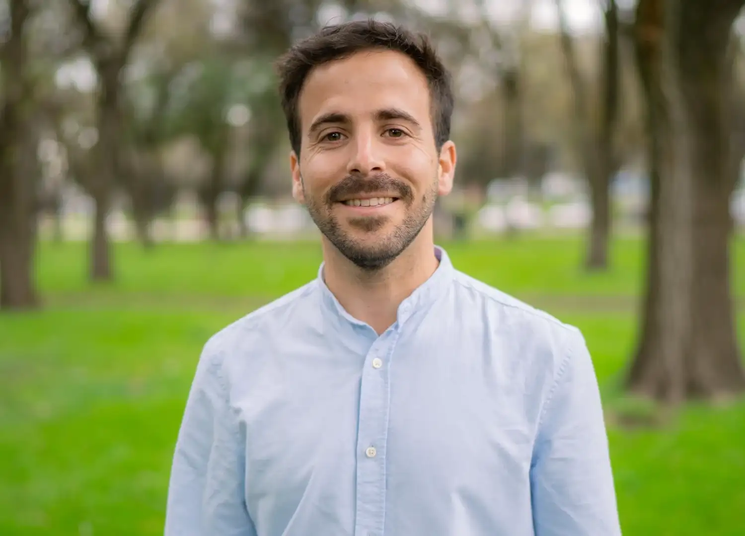 La publicación en el Boletín Oficial incluye un reconocimiento por los servicios prestados durante su desempeño en la función pública.