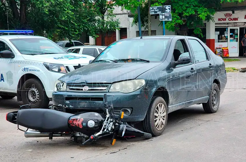 Accidente en Paso y Dorrego: "La ambulancia tardó 1 hora"