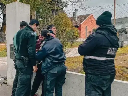 Amenazó a vecinos en pleno centro y terminó detenido