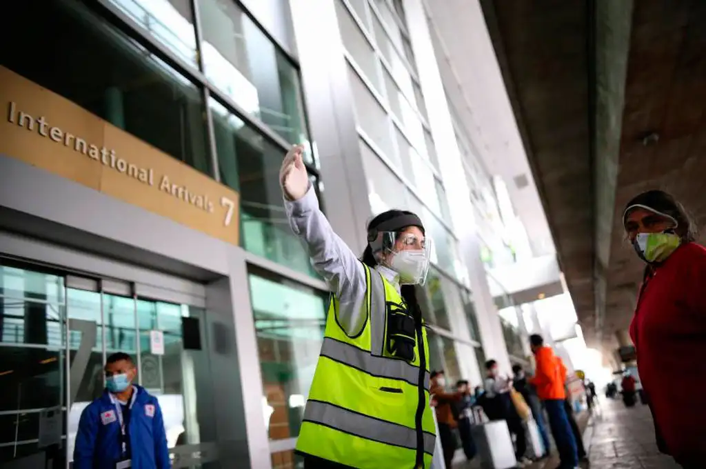 Colombia no exigirá prueba de PCR para ingresar al país, pese a una sentencia judicial