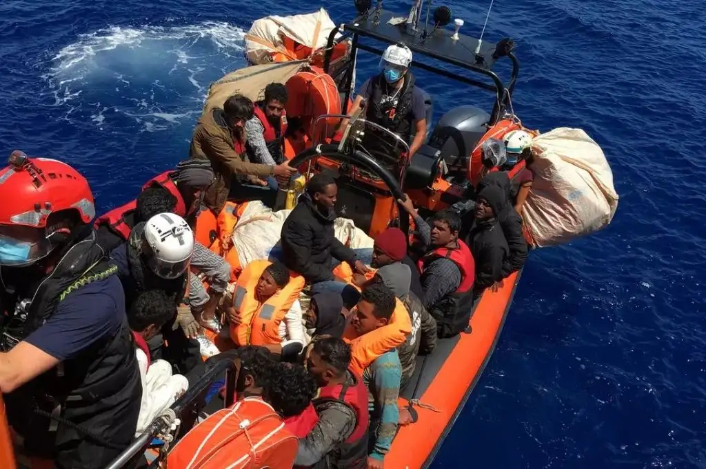 Los migrantes indocumentados en Italia siguen sin poder vacunarse