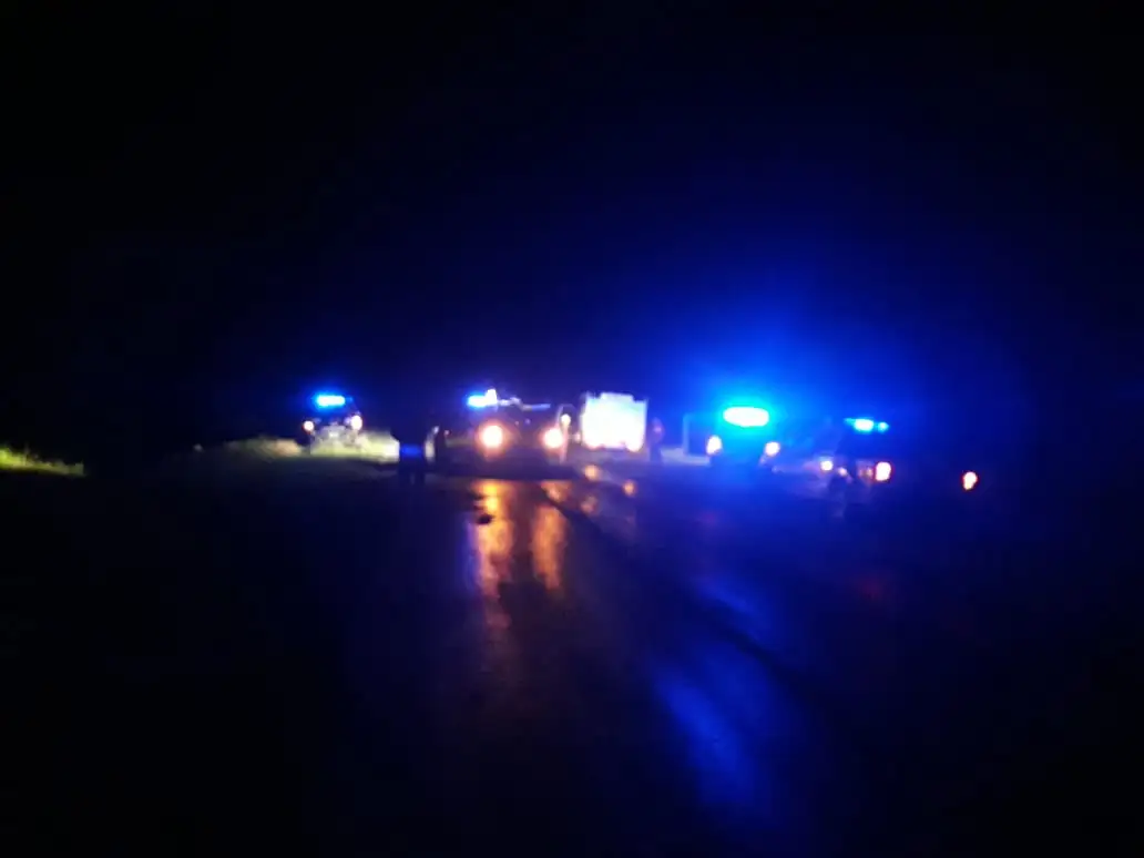 Madre e hija murieron al volcar un automóvil en la Ruta 6