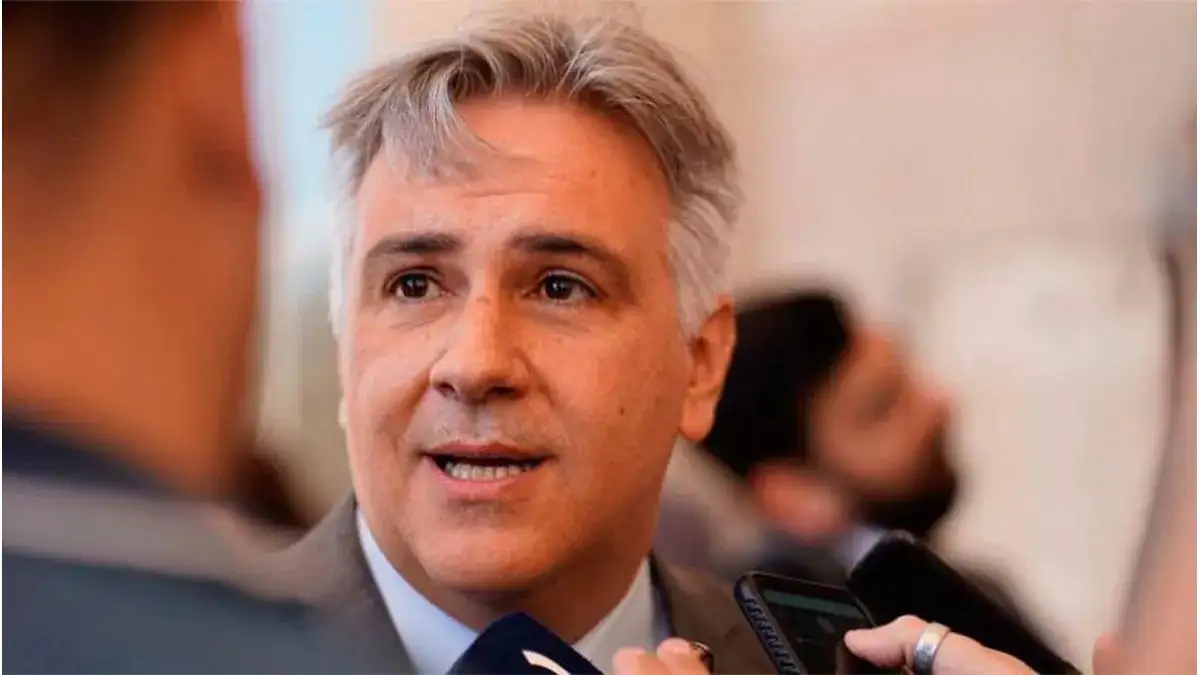 Llaryora acompañará a Milei en la firma del acuerdo del 9 de julio en Tucumán