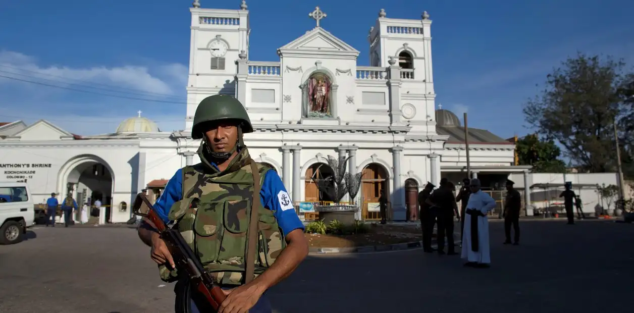 Atentados en Sri Lanka: 13 detenidos y al menos 290 muertos