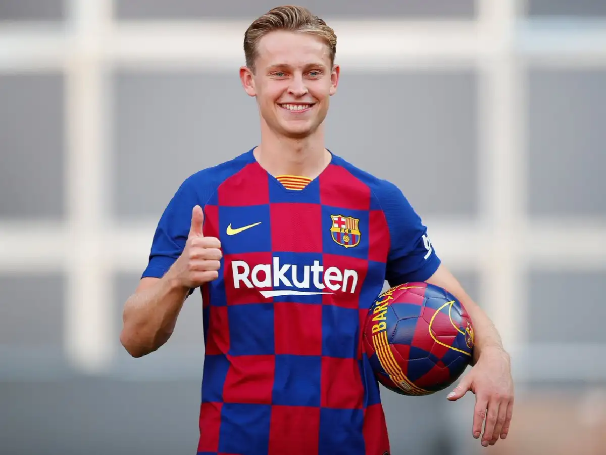 Barcelona presentó a Frenkie de Jong 