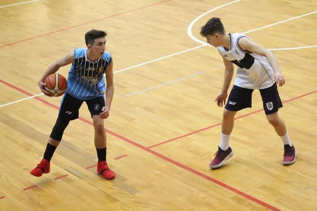 Peñarol avanza en el Argentino U13