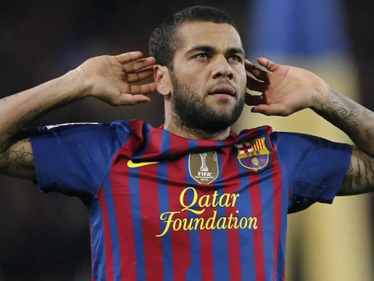 Dani Alves vuelve a Barcelona