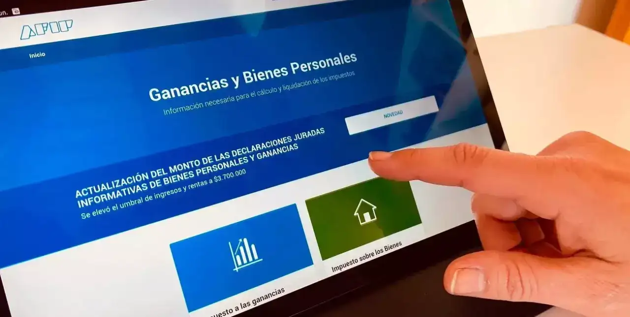 Ganancias: el Gobierno Nacional sube el piso a $ 700.000