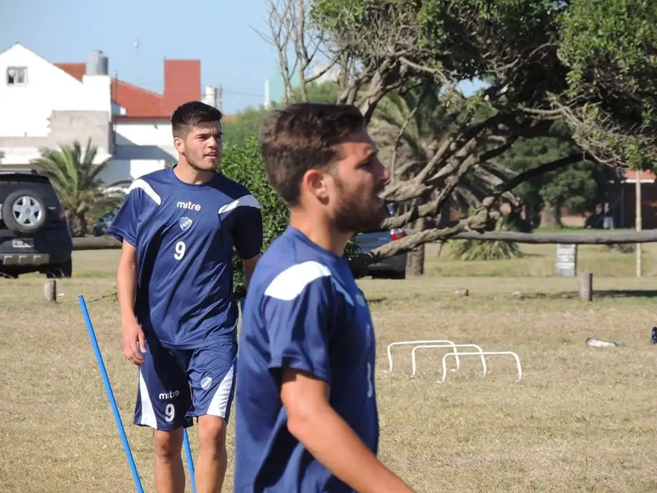 Alvarado entrenó sin Alfonso y Roda