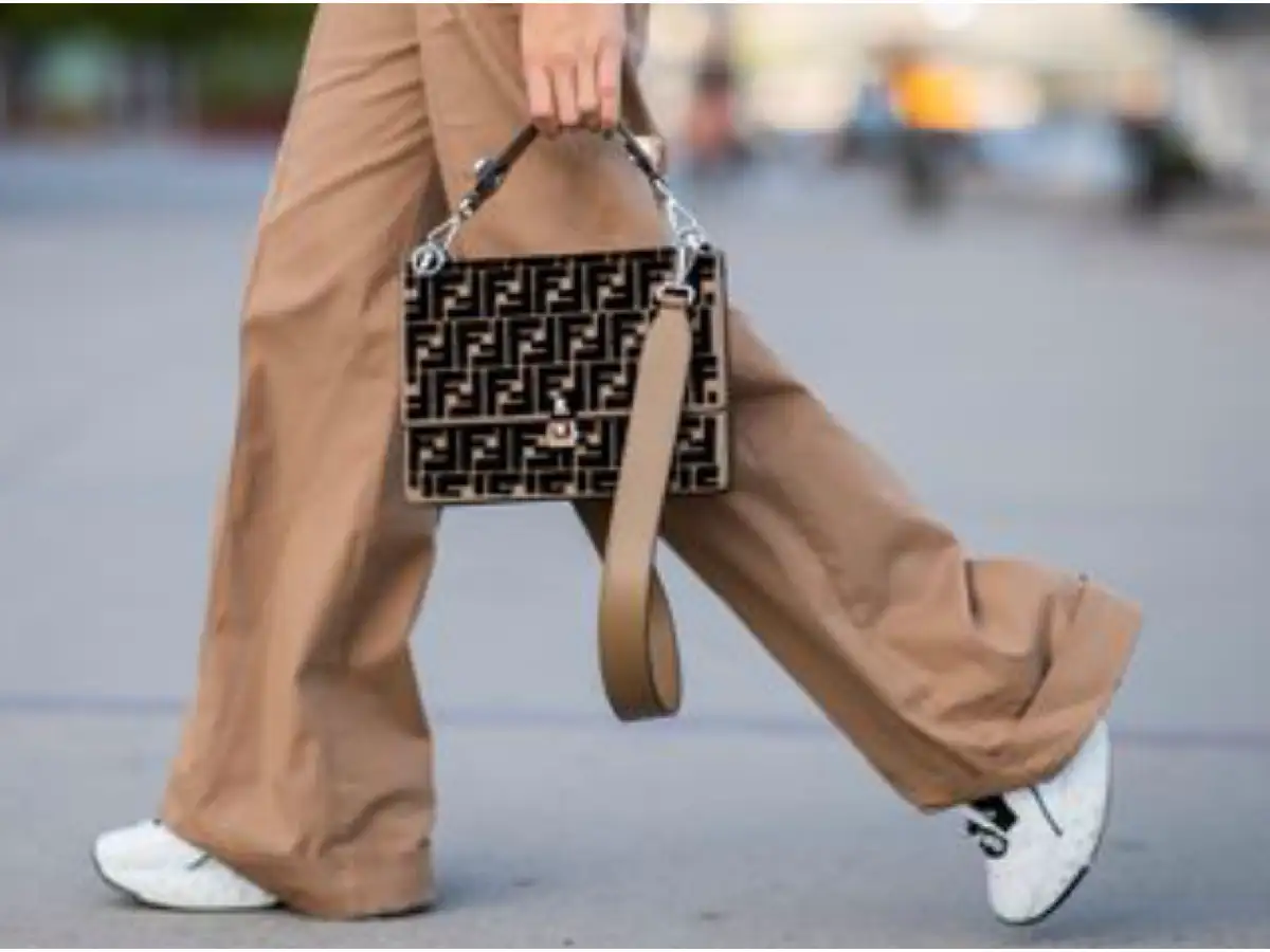 Chau tacos: ahora, el pantalón va con zapatillas  
