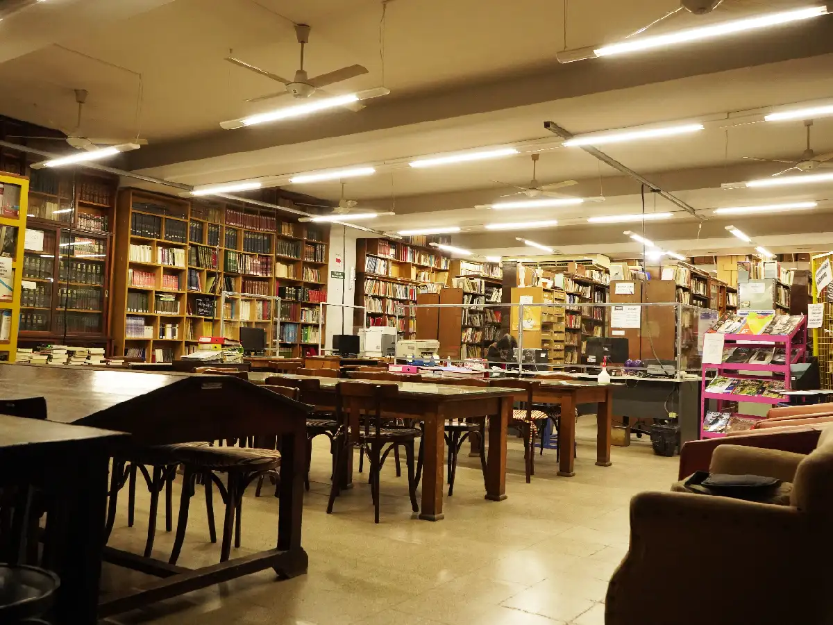 La Biblioteca Popular abre su wifi a estudiantes