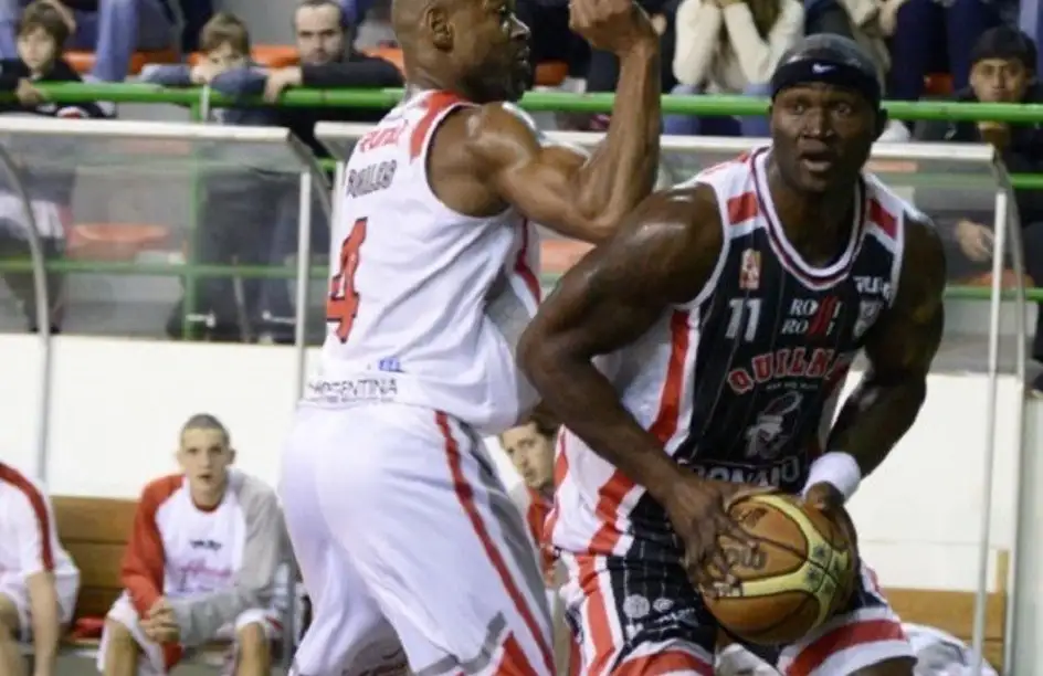 Essengue vuelve a Quilmes