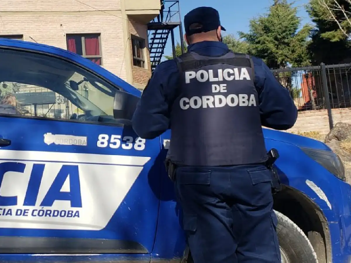 Mujer detenida al intentar robar mercadería en un super de Morteros