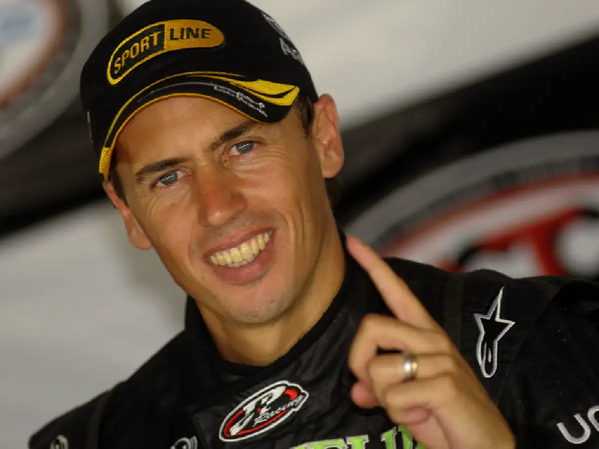 Pernía: “Sólo falta el título de TC en mi carrera”