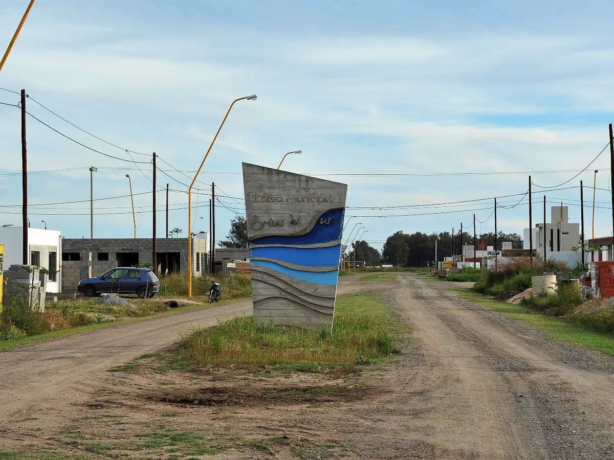 Piden informe ante la falta de escritura, después de 3 años, de lotes de Brisas del Sur 