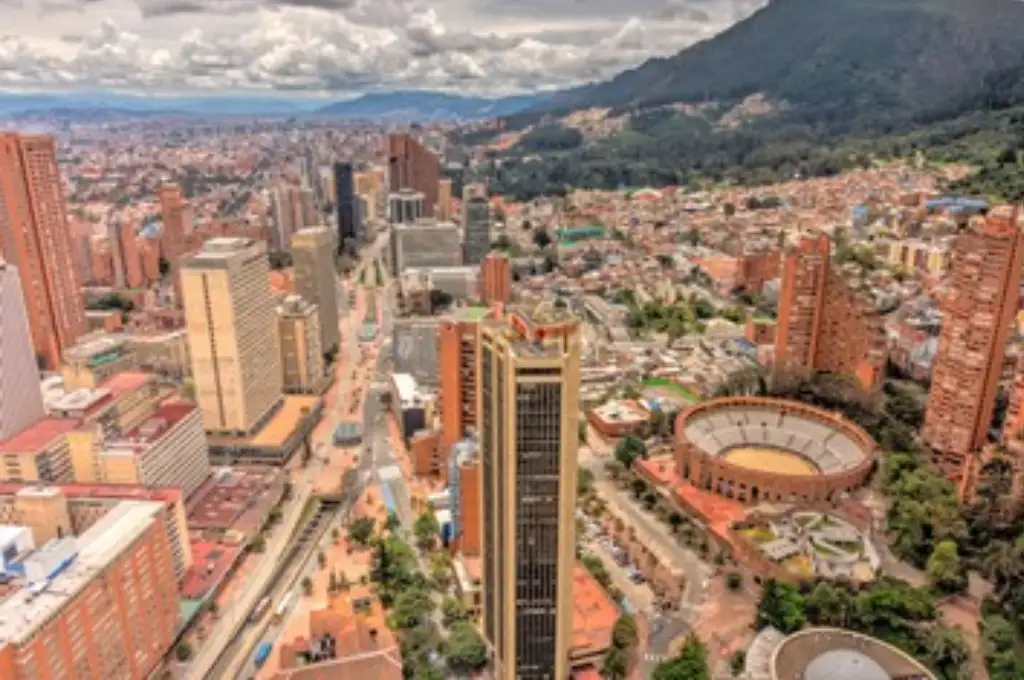 El plan de racionamiento suspende el servicio durante 24 horas, cada 10 días, en diferentes áreas de la ciudad.